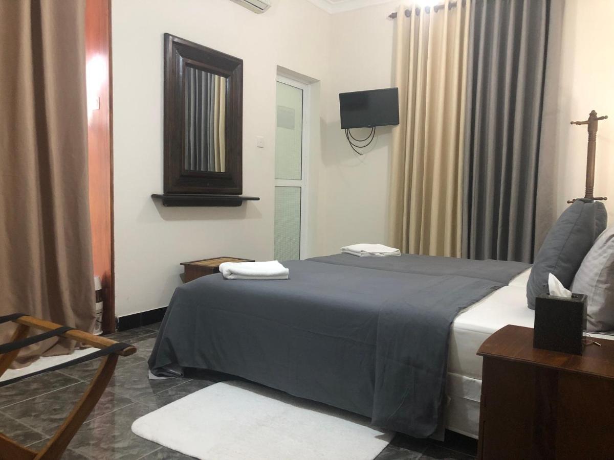 West Dene Bed & Breakfast Negombo Dış mekan fotoğraf