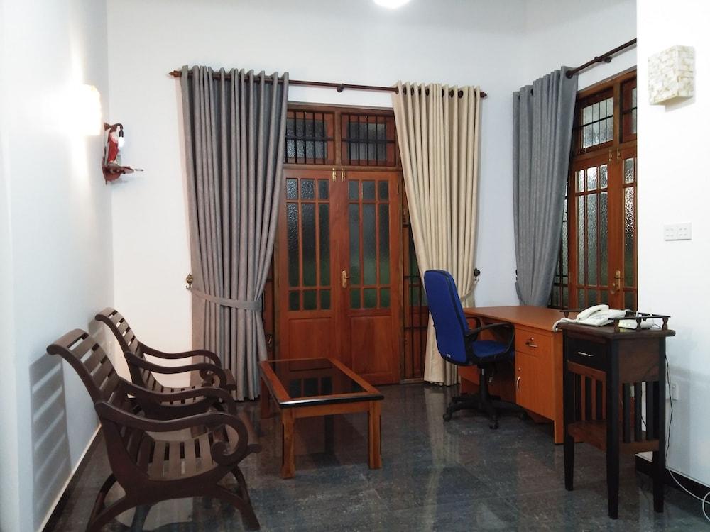 West Dene Bed & Breakfast Negombo Dış mekan fotoğraf