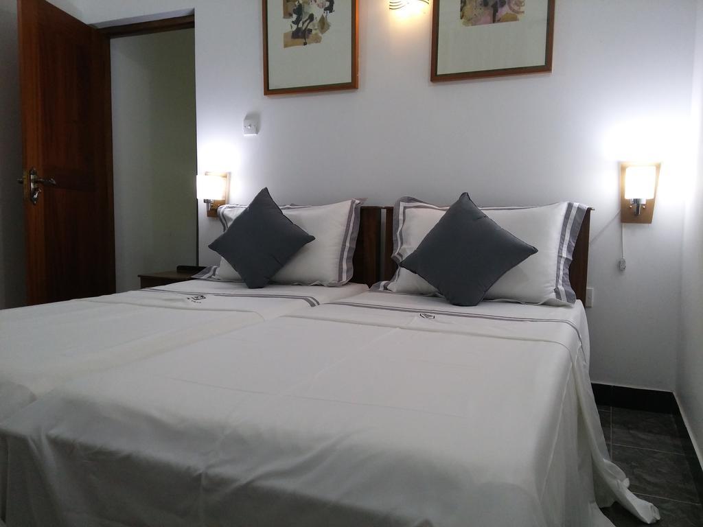 West Dene Bed & Breakfast Negombo Dış mekan fotoğraf